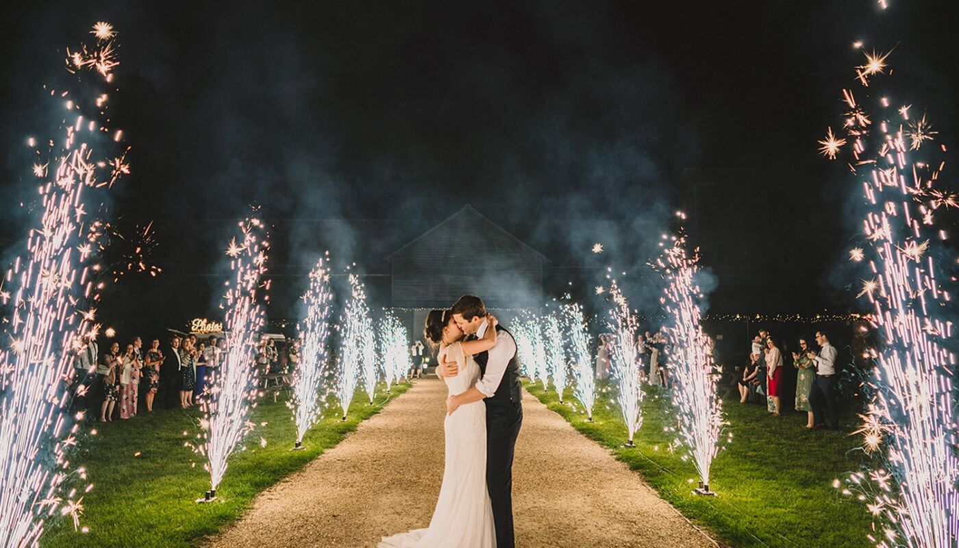 1620481165_10-p-dorozhka-fontanov-foto-10